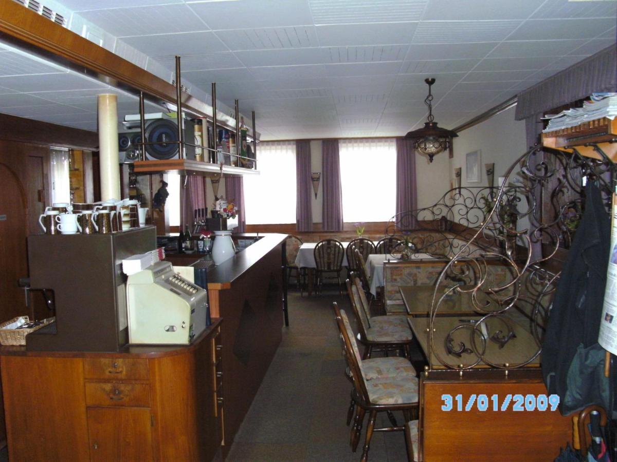 Gasthaus Waldhorn バート・タイナッハ・ツァヴェルシュタイン エクステリア 写真